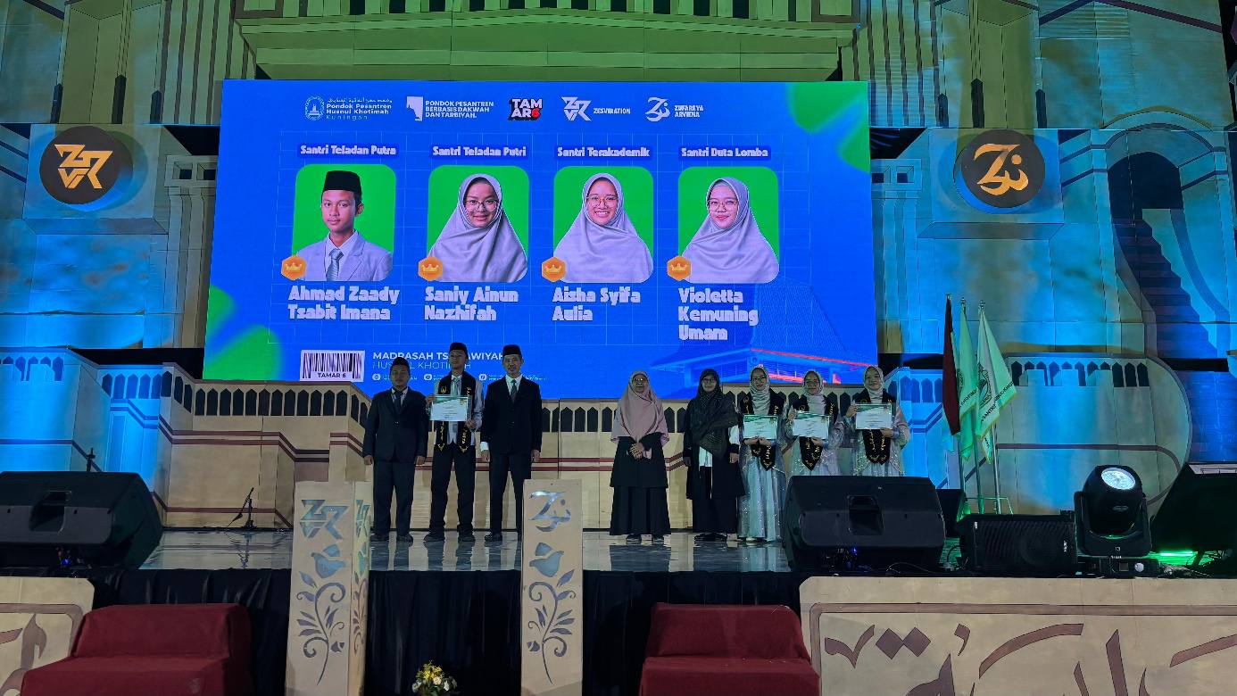 394 Santri MTs Husnul Khotimah Kuningan Naik Jenjang, 76 Persen Lanjut ke MA, Dua Hafidz 30 Juz