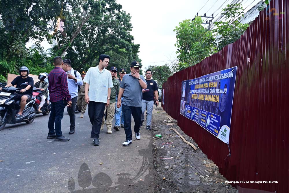 Pemkot Jambi Tutup TPS Liar Sepanjang 70 Meter di Paal Merah, Gantikan dengan 8 Armada OPBM Jemput Sampah ke Rumah