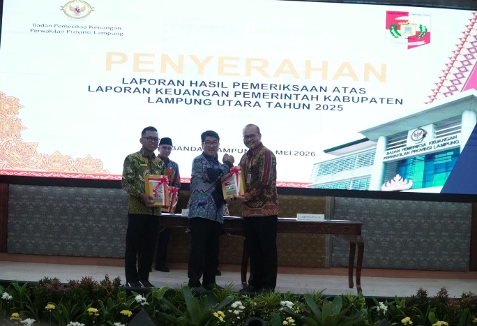 Lampung Utara Kembali Raih Opini WTP dari BPK untuk Ketiga Kalinya Berturut-turut, Bupati Terima Langsung