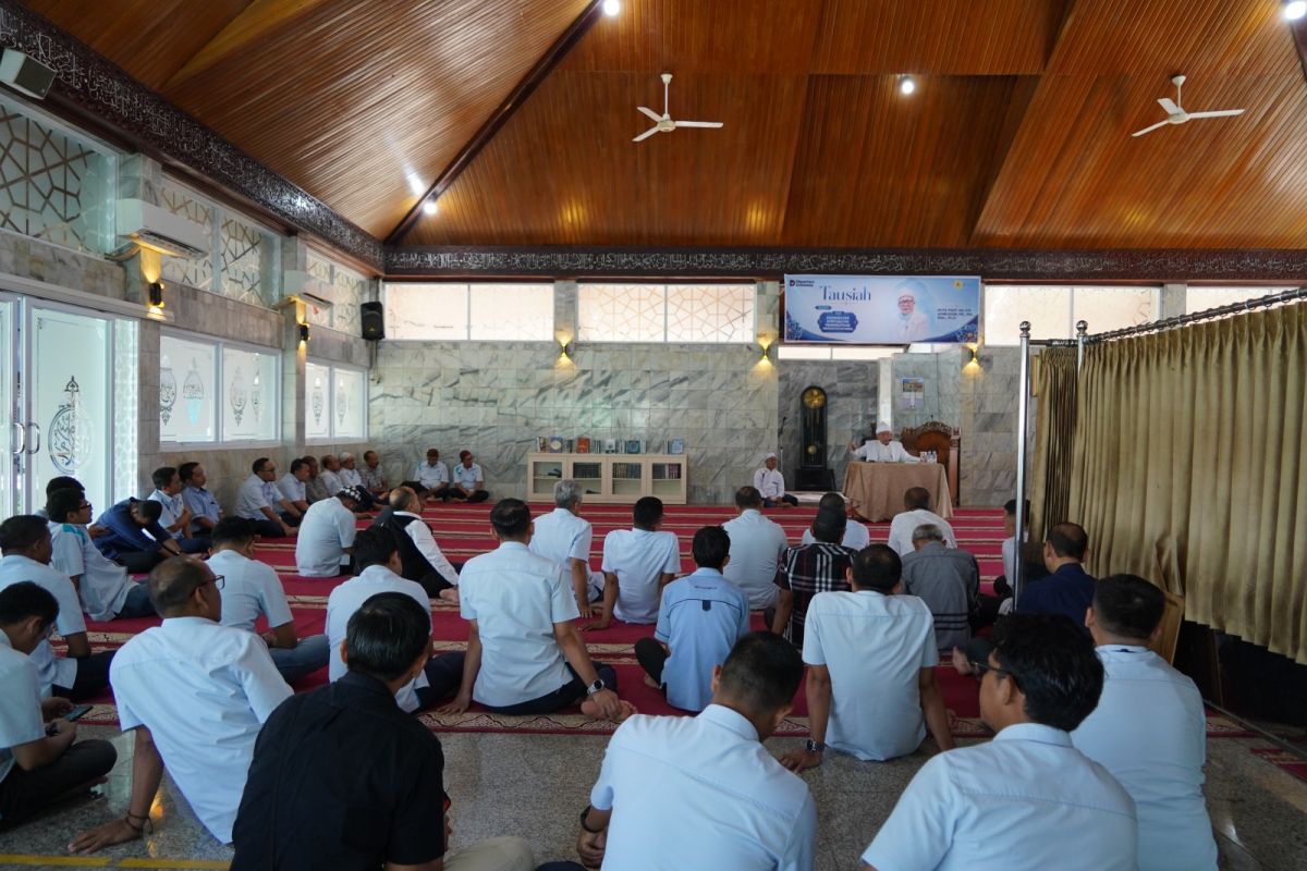 PLN UID Sumbar Hadirkan Tausiah Buya Amiruddin, Penguatan Spiritualitas Pegawai untuk Produktivitas Penuh Keberkahan