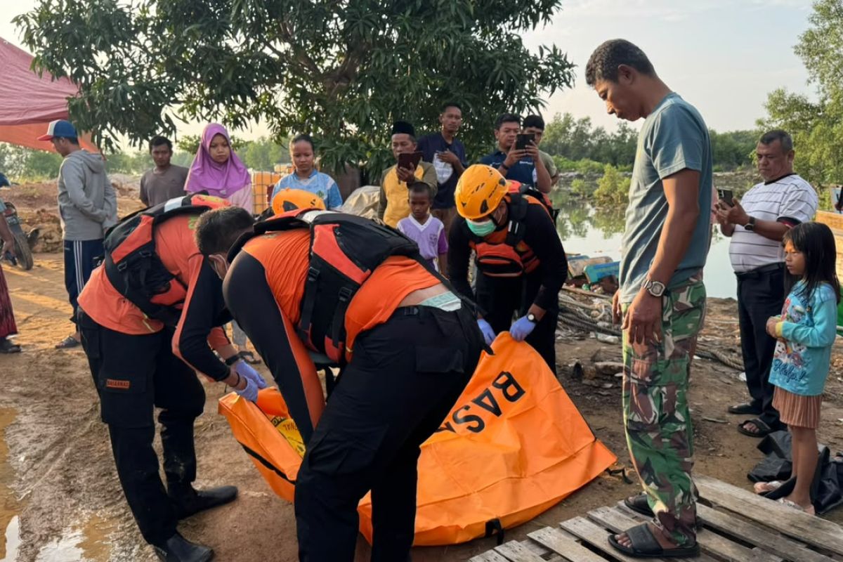 Tim SAR Gabungan Temukan Balita Ibas Hanyut di Gorong-gorong Batam, Ditemukan Meninggal pada Hari Ketiga Pencarian