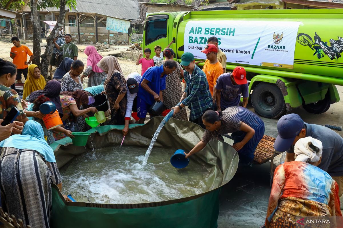 Kekeringan di Pandeglang Makin Kritis, Baznas Salurkan 48 Ribu Liter Air Bersih untuk 250 KK