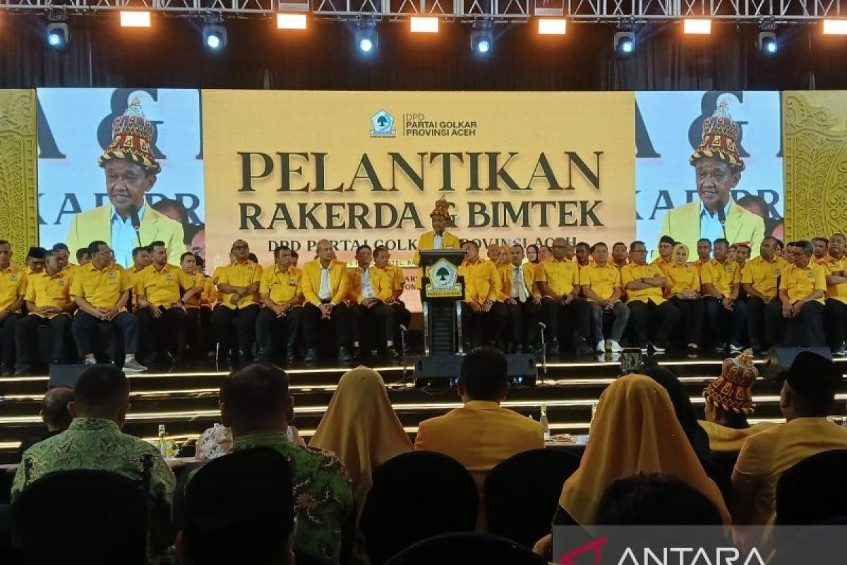 Bahlil Resmi Lantik Pengurus Golkar Aceh Periode 2025-2030, Instruksikan Konsolidasi untuk Tambah Kursi DPR