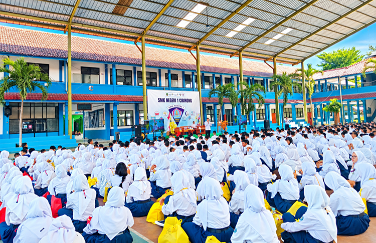 699 Siswa Baru SMKN 1 Cibinong Jalani MPLS, Dilarang Bawa Motor ke Sekolah Selama Sepekan