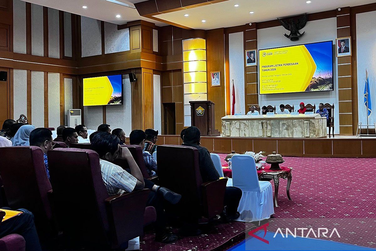 Kementerian ESDM Siapkan PLTS Komunal untuk 3 Kabupaten Terisolasi di Sultra, Rasio Elektrifikasi Baru 93,55 Persen