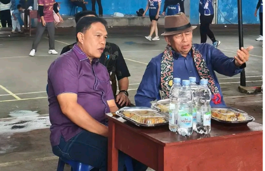 Bupati dan Mantan Bupati Lebong Nonton Final Voli Bersama, Warganet Sebut Jadi Simbol Kerukunan Antar Pemimpin