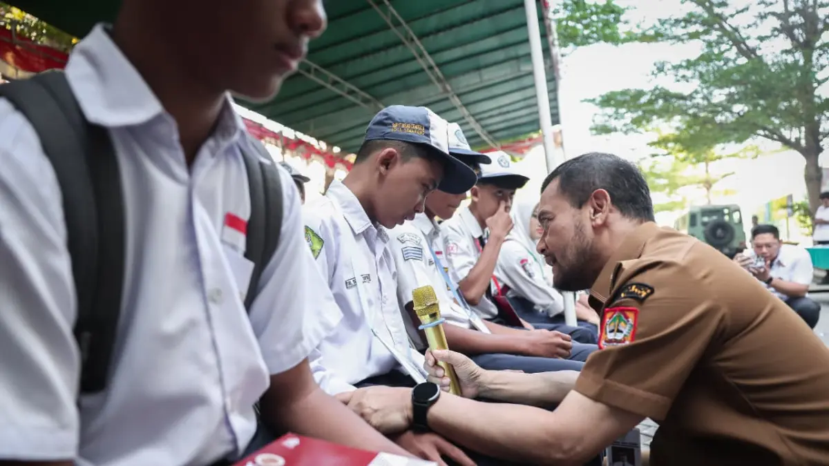 Gagal Masuk Sekolah Negeri di Semarang, Anak Pengemudi Ojek Kini Bersekolah Gratis Lewat Program Kemitraan Pemprov Jateng