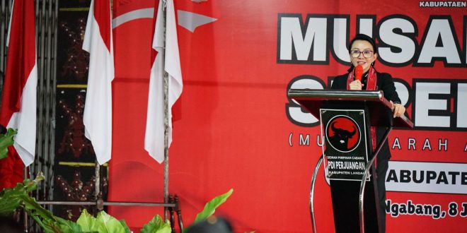 Bupati Landak Karolin Margret Natasa Pimpin Musancab PDI Perjuangan, Ingatkan Kader Hadapi Badai Politik