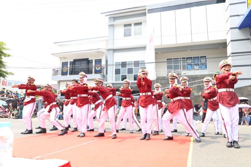 90 Regu Meriahkan Lomba Gerak Jalan di Tarakan yang Kembali Digelar Setelah 17 Tahun Absen