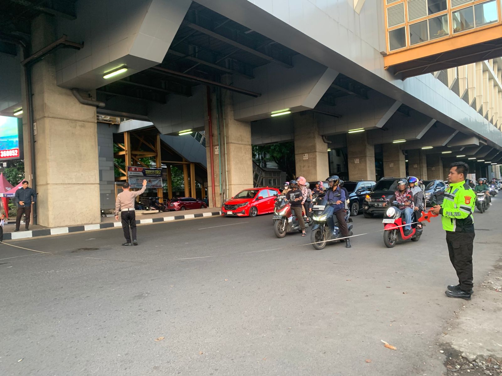 Tabrakan Beruntun di Pasar Cinde Palembang Tewaskan Dua Orang, Sopir Angkot Meninggal di Rumah Sakit