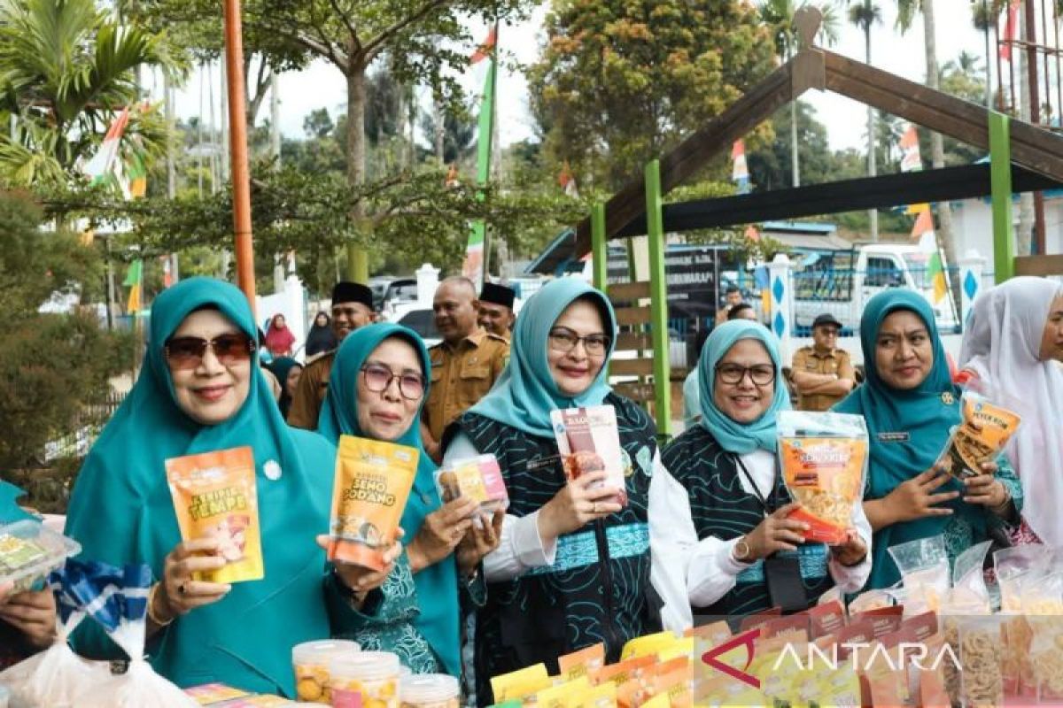 Kolaborasi PKK dan PT SMGP Dorong UMKM Desa Sibanggor Tongga, Olahan Labu Jipang Tembus Pasar Modern