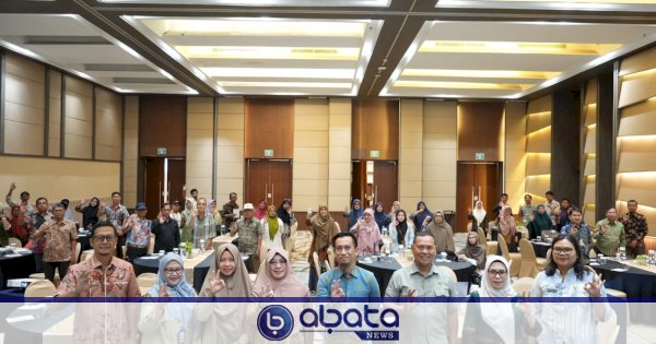 DLH Makassar Perbaiki Data Sampah Lewat Bimtek Jakstrada, Target 30 Persen Timbunan Terkelola pada 2026