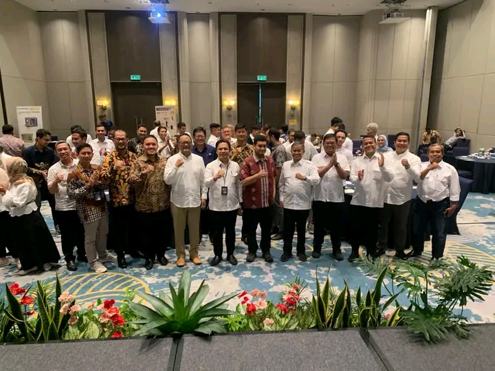 Bupati Buton Alvin Akawijaya Putra Dorong Hilirisasi Aspal Buton Berdampak Langsung ke Masyarakat Daerah Penghasil