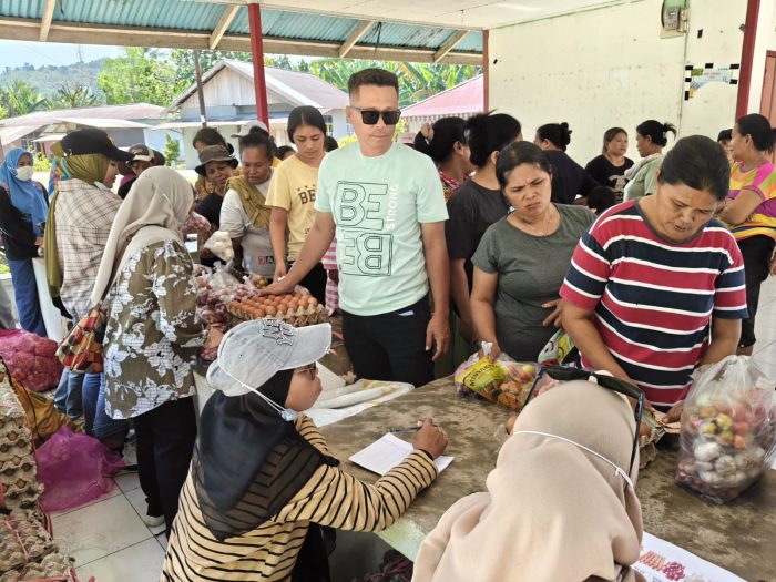 Pemkab Pulau Morotai Perluas Gerakan Pangan Murah ke Dua Desa, Harga Cabai dan Minyak Goreng Jauh di Bawah Pasaran