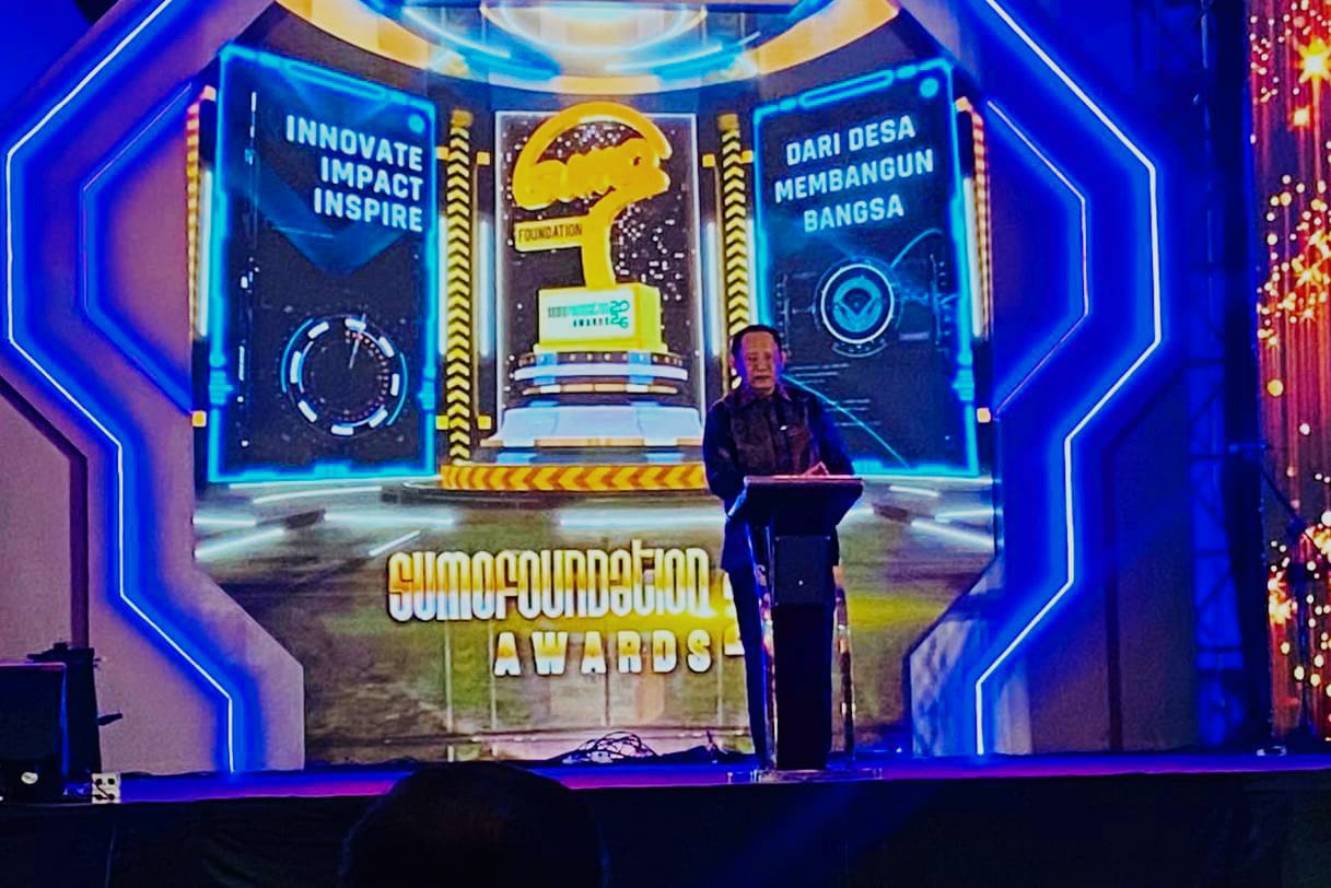 10 Tokoh Inspiratif Gorontalo Terima Sumo Foundation Awards 2026, Gusnar Ismail Apresiasi Pegiat Kupiah Karanji