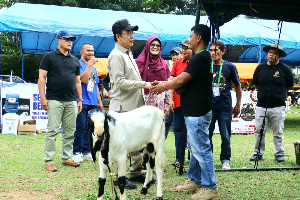 Wali Kota Payakumbuh Resmi Buka Kontes Kambing Peranakan Etawa Wali Kota Cup 2026, Diikuti Peternak dari Berbagai Daerah