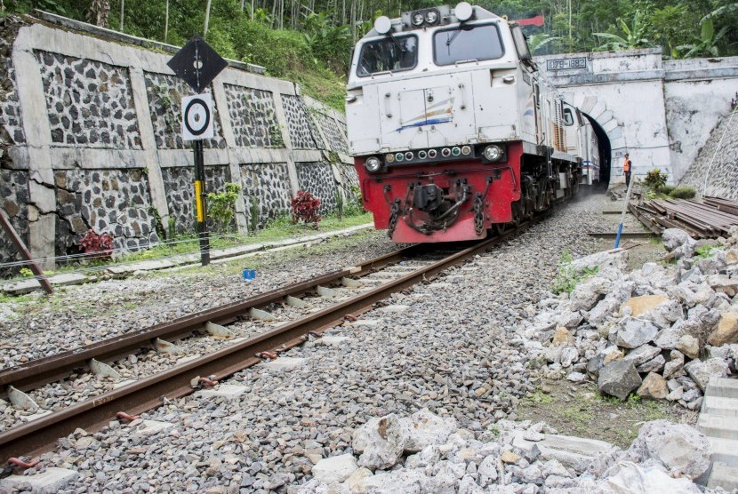 Gempa 4,9 SR Guncang Sukabumi, KAI Pastikan Jalur Kereta Api Aman