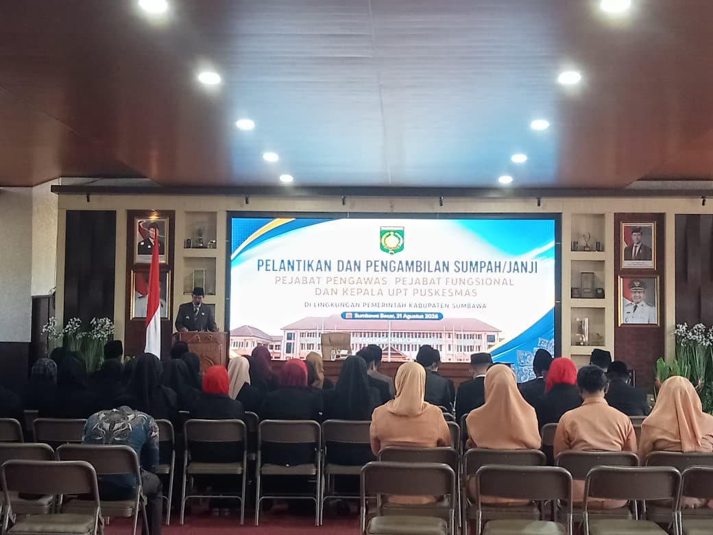 Bupati Sumbawa Lantik 17 Kepala Puskesmas, Instruksikan Jajarannya Jemput Bola Cegah Stunting dan Penyakit