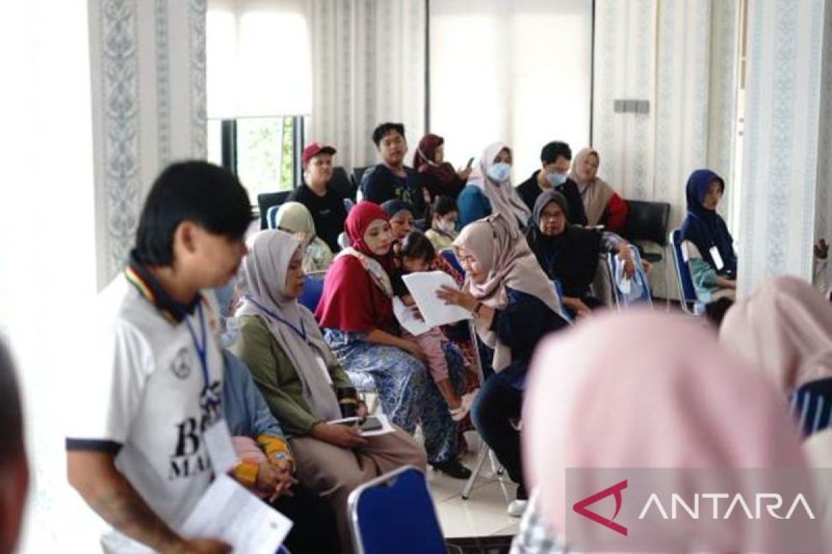 DPRD Kota Tangerang Minta Proses Skrining 11 Halaman di Puskesmas Dipangkas, Banyak Warga Tak Bawa Ponsel