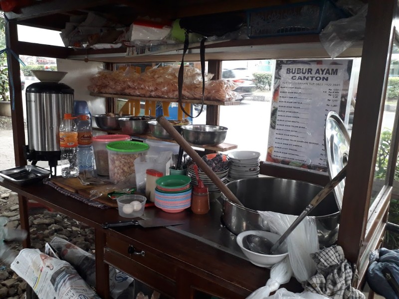 Kedai Bubur Tasik Terbesar di Bogor dan Cibinong, Berawal dari Gerobakan