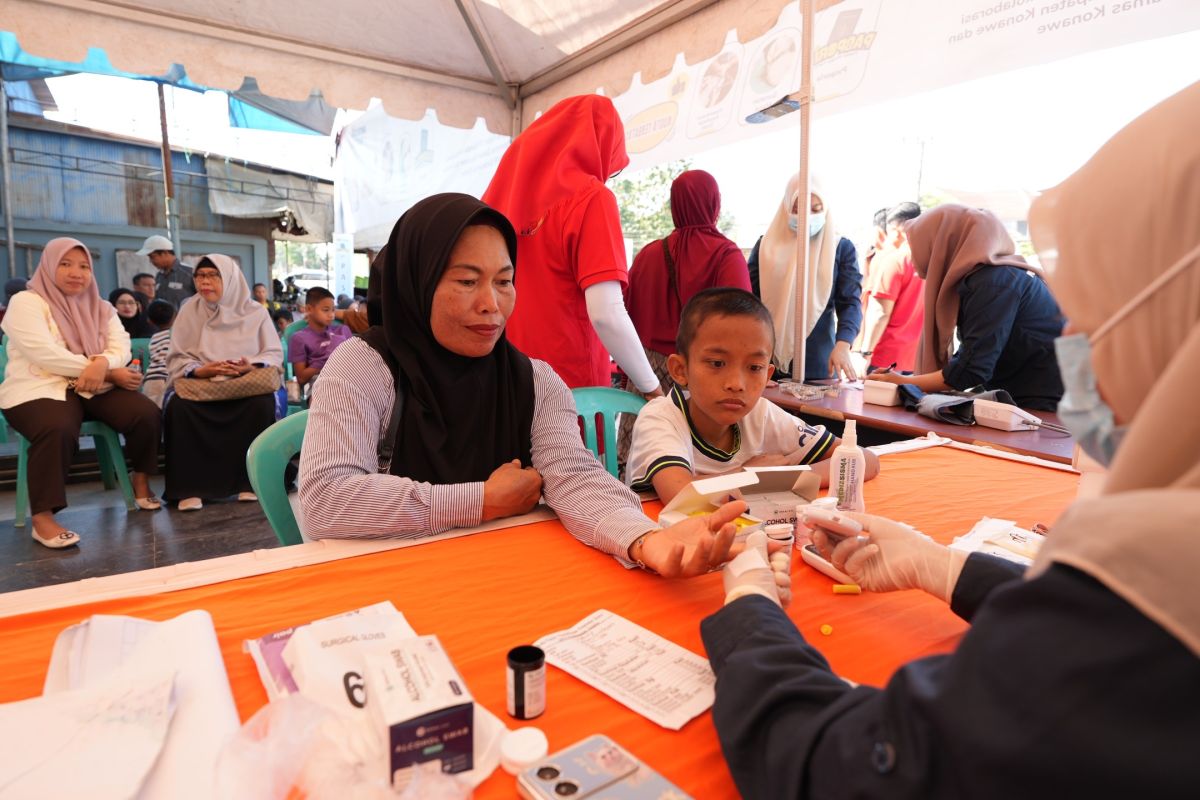 Imigrasi Kendari Gelar Pasporia dan Sunatan Massal di Konawe, 3 Aksi Sosial untuk HUT ke-81 RI