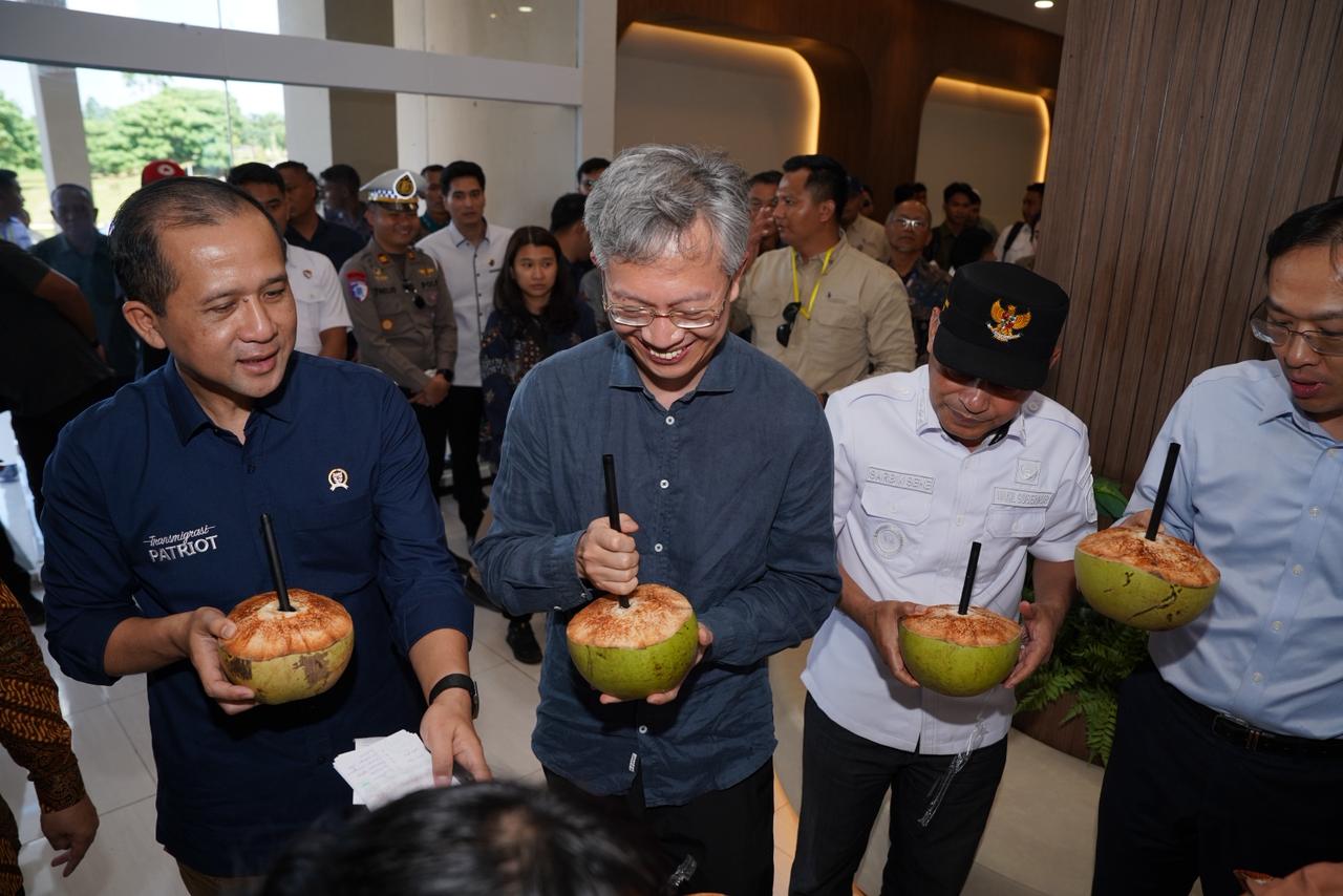 Menteri Transmigrasi dan Dubes China Tinjau Hilirisasi Kelapa di Halmahera Utara, Targetkan Industrialisasi Kawasan Transmigrasi