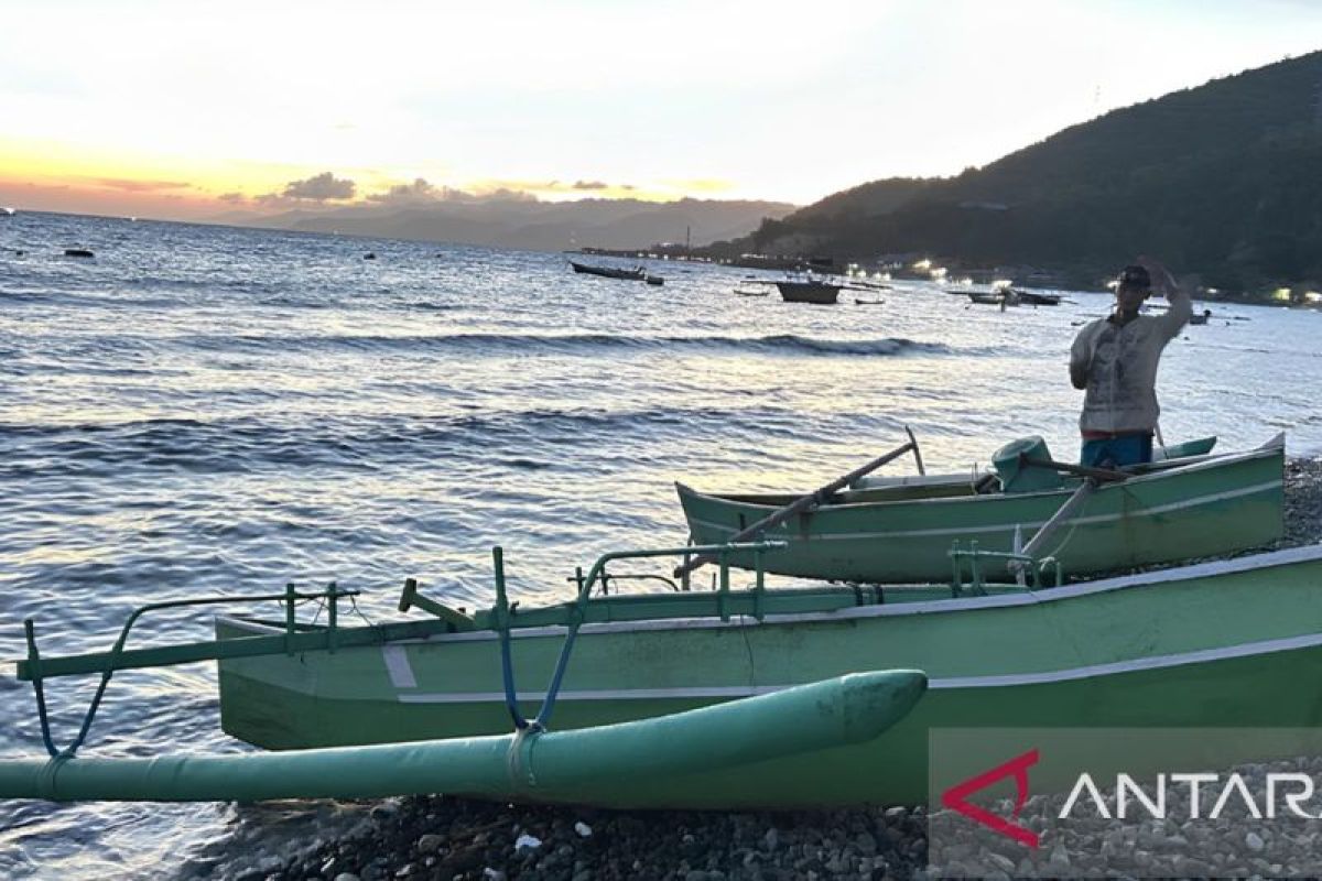 Waspada Ombak 2,5 Meter di Teluk Tomini Gorontalo, Nelayan Diminta Tunda Melaut Jika Cuaca Buruk