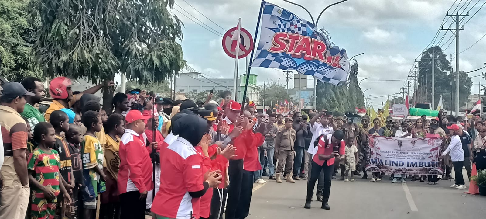 145 Kelompok Meriahkan Karnaval Pembangunan di Merauke, Bupati Bladib Gebze Ingatkan Jaga Identitas Bangsa