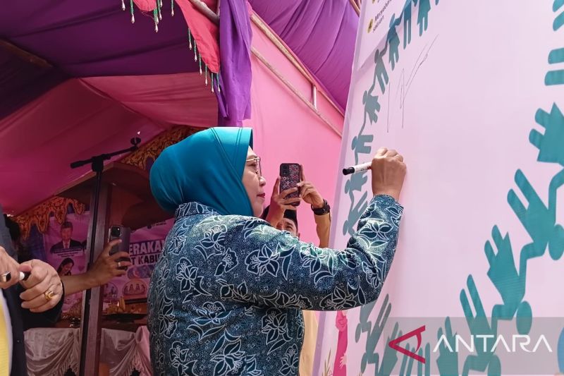 Bupati Sigi Perintahkan Kades Pantau Ketat 756 Ibu Hamil Berisiko Tinggi di 19 Puskesmas