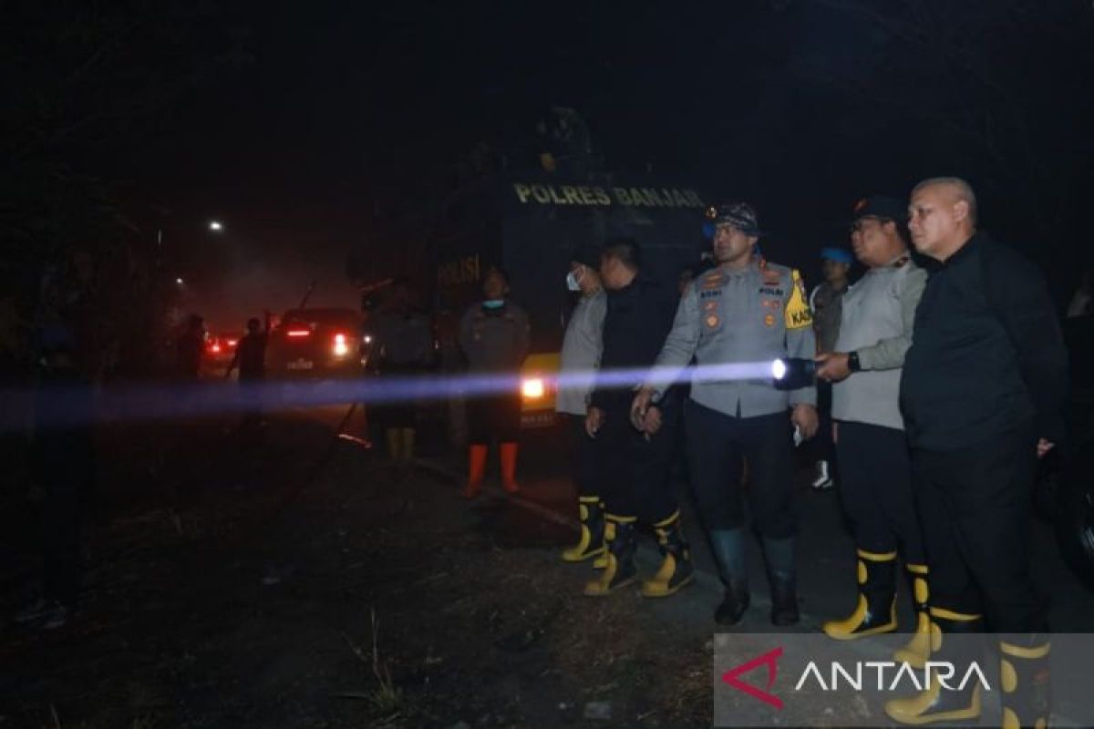 Polda Kalsel Kerahkan Drone Thermal Petakan Titik Api Karhutla di Lahan Gambut Sambang Lihum