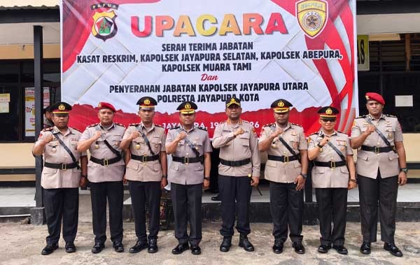 1 Kasat dan 4 Kapolsek di Polresta Jayapura Kota Dirotasi, Kapolresta Minta Pejabat Baru Adaptasi Cepat
