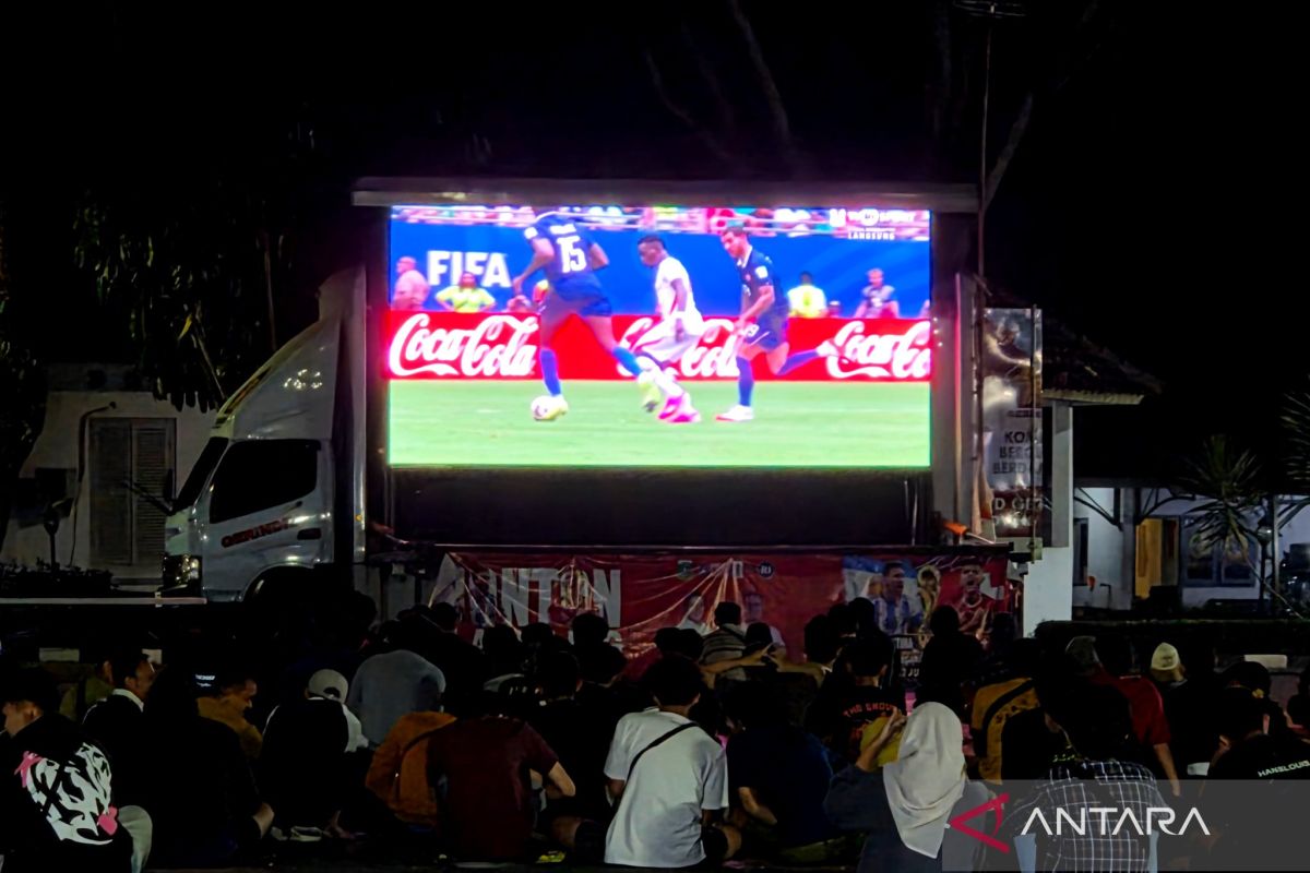 Inggris Akhiri Puasa 60 Tahun di Piala Dunia 2026, Saka Hattrick Bawa Three Lions Kalahkan Prancis 6-4