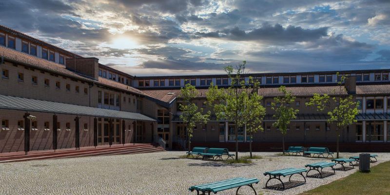 Pemprov Sumbar Bangun Asrama di SMA Secara Bertahap, Target Satu Sekolah Unggulan per Kabupaten/Kota