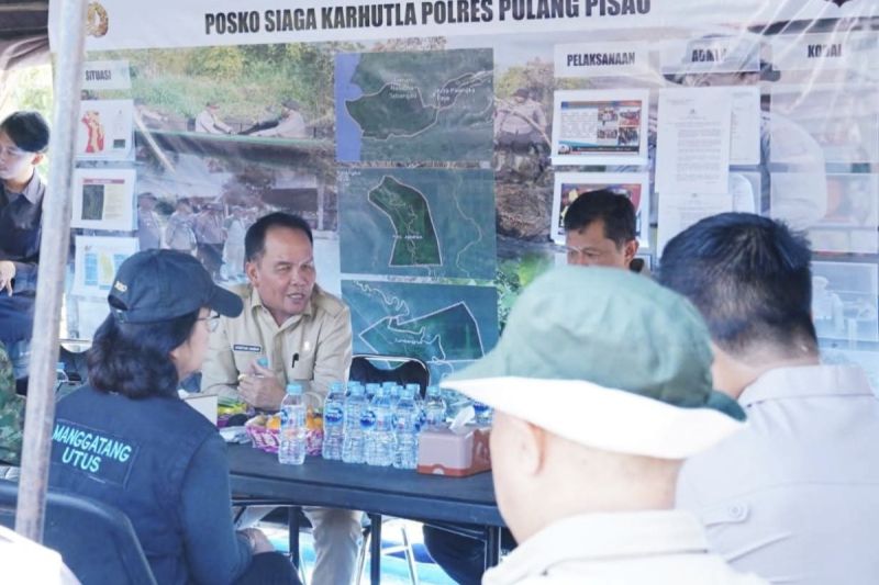 Gubernur Kalteng Agustiar Sabran Tinjau Pos Siaga Karhutla di Pulang Pisau, Pastikan Api Tak Meluas ke Lahan Gambut