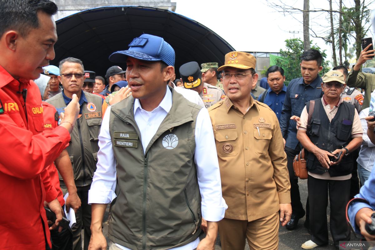 28 Hotspot Karhutla Masih Tersebar di Kalbar, Menhut: Asap Gambut Bisa Muncul Tanpa Api Terlihat