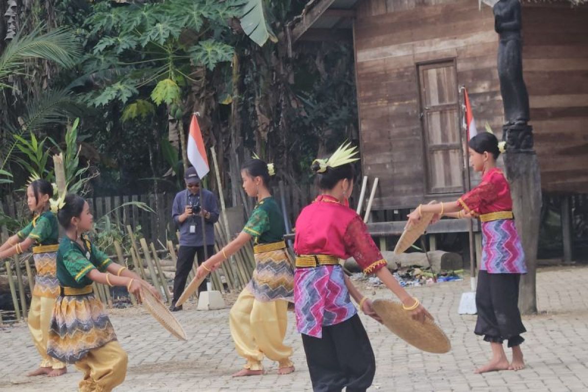 Ritual Mesiwah Pare Gumboh VIII di Balangan Sajikan Keragaman Budaya Dayak Deah, Ada Mandi Api hingga Camping
