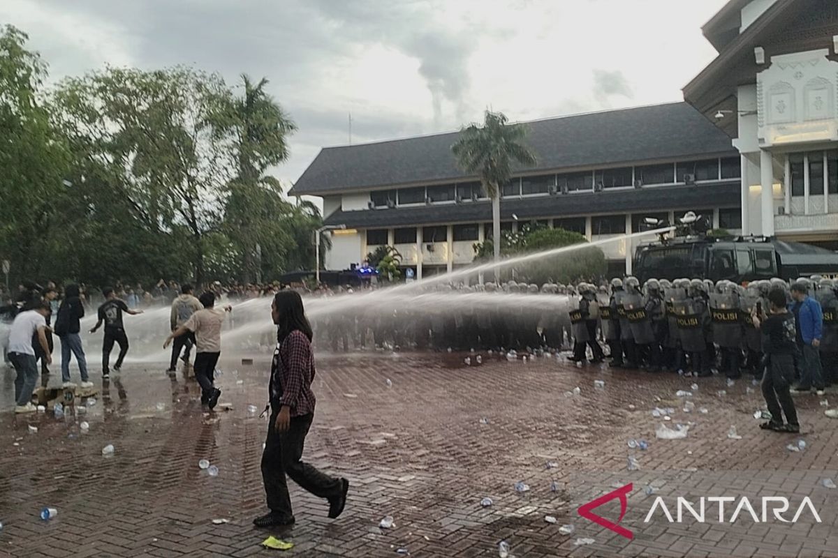 Pencabutan Pergub JKA oleh Mualem Hentikan Demo Mahasiswa, Namun Memulihkan Kepercayaan Publik Kini Jadi Pekerjaan Rumah Berat