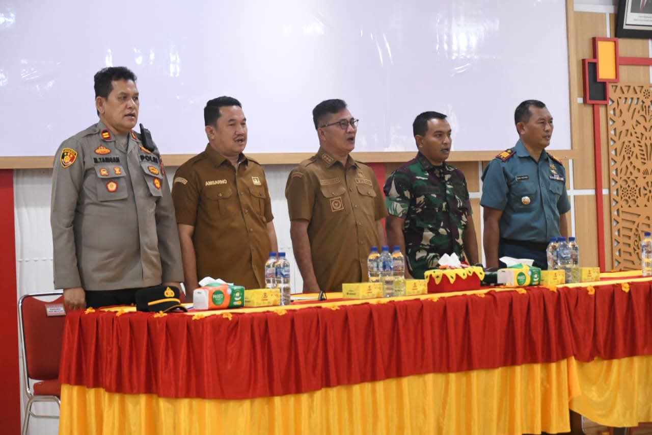 Bupati Nias Selatan Pimpin Rapat Tanggap Darurat Longsor Taluzusua, 7 Langkah Penanganan Disepakati