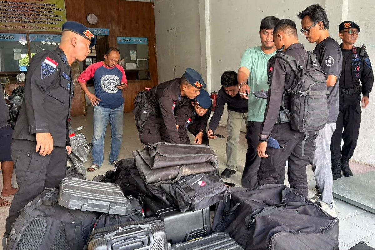 Tim Jibom Gegana Polda Papua Temukan Granat Aktif di Biak, 5 Orang Tewas Akibat Ledakan Bom PD II