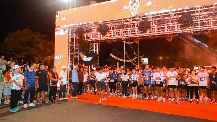 Ribuan Peserta Meriahkan Moloku Night Fun Run 5K di Ternate, Wajib Pakai Jersey Piala Dunia 2026