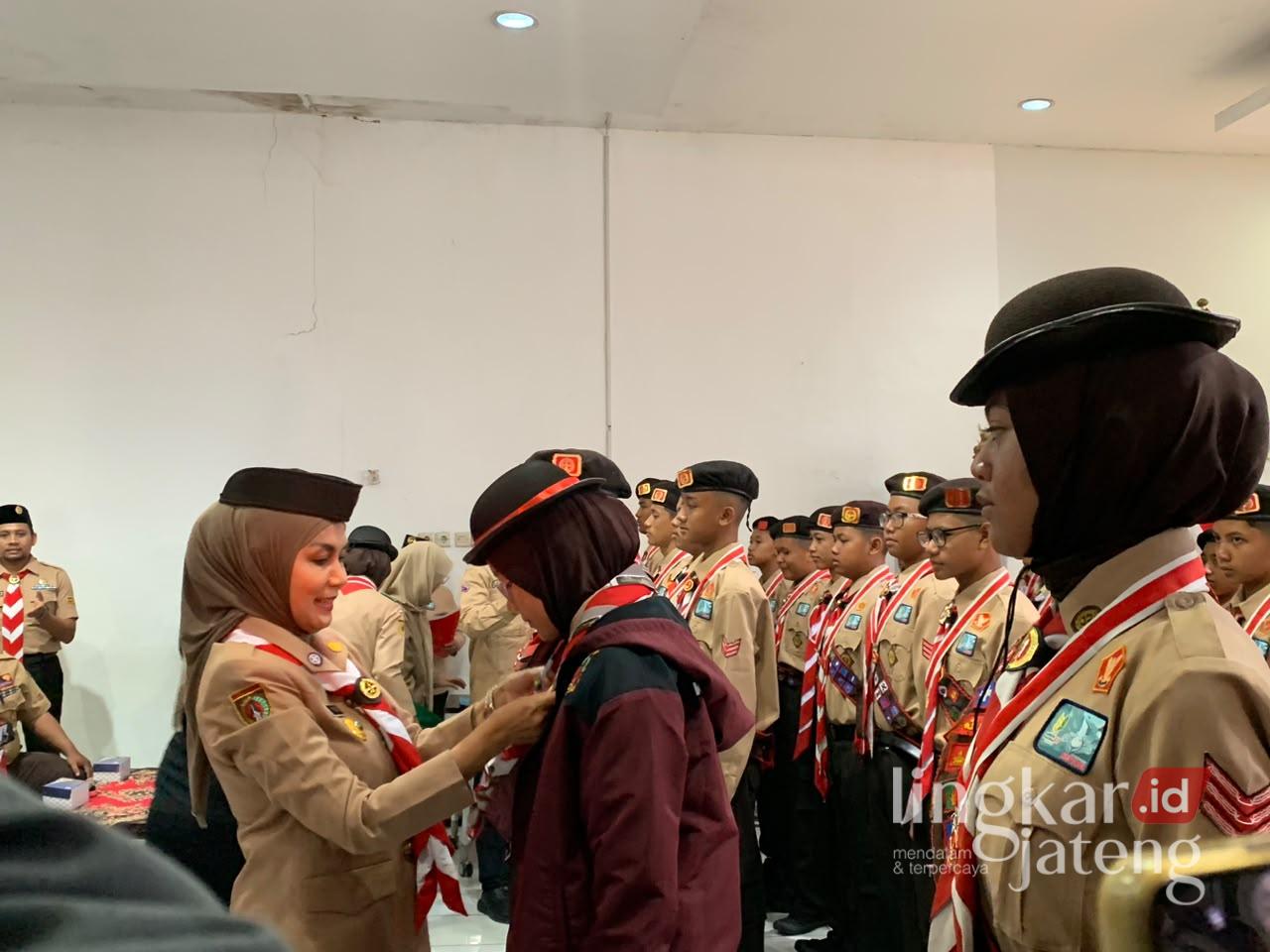 Bupati Kendal Dyah Kartika Permanasari Lepas 56 Anggota Kontingen Pramuka ke Jambore Nasional XII 2026 di Cibubur