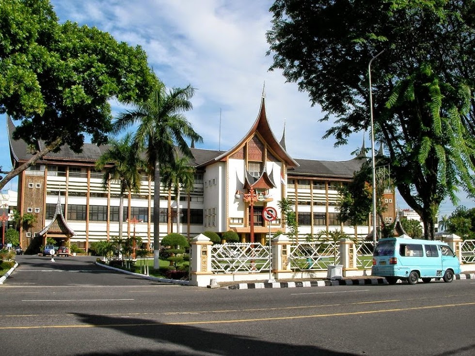 Pemprov Sumbar Alokasikan Anggaran Rehabilitasi Gedung Pemerintahan di APBD 2026, Fokus pada Keamanan dan Kelayakan