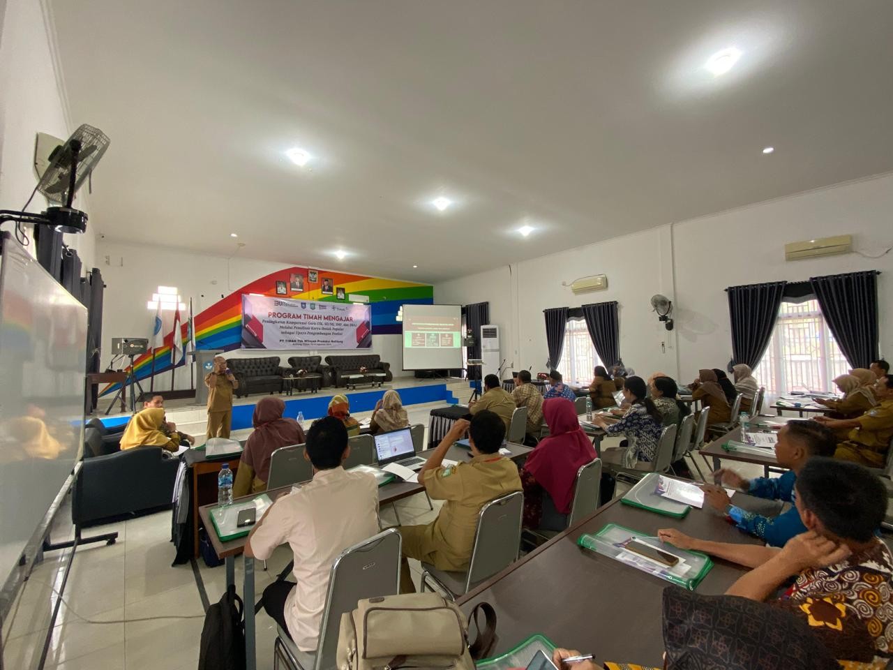 PT TIMAH Latih 90 Guru di Bangka Belitung Lewat Program Literasi, Dorong Kompetensi Menulis Pendidik