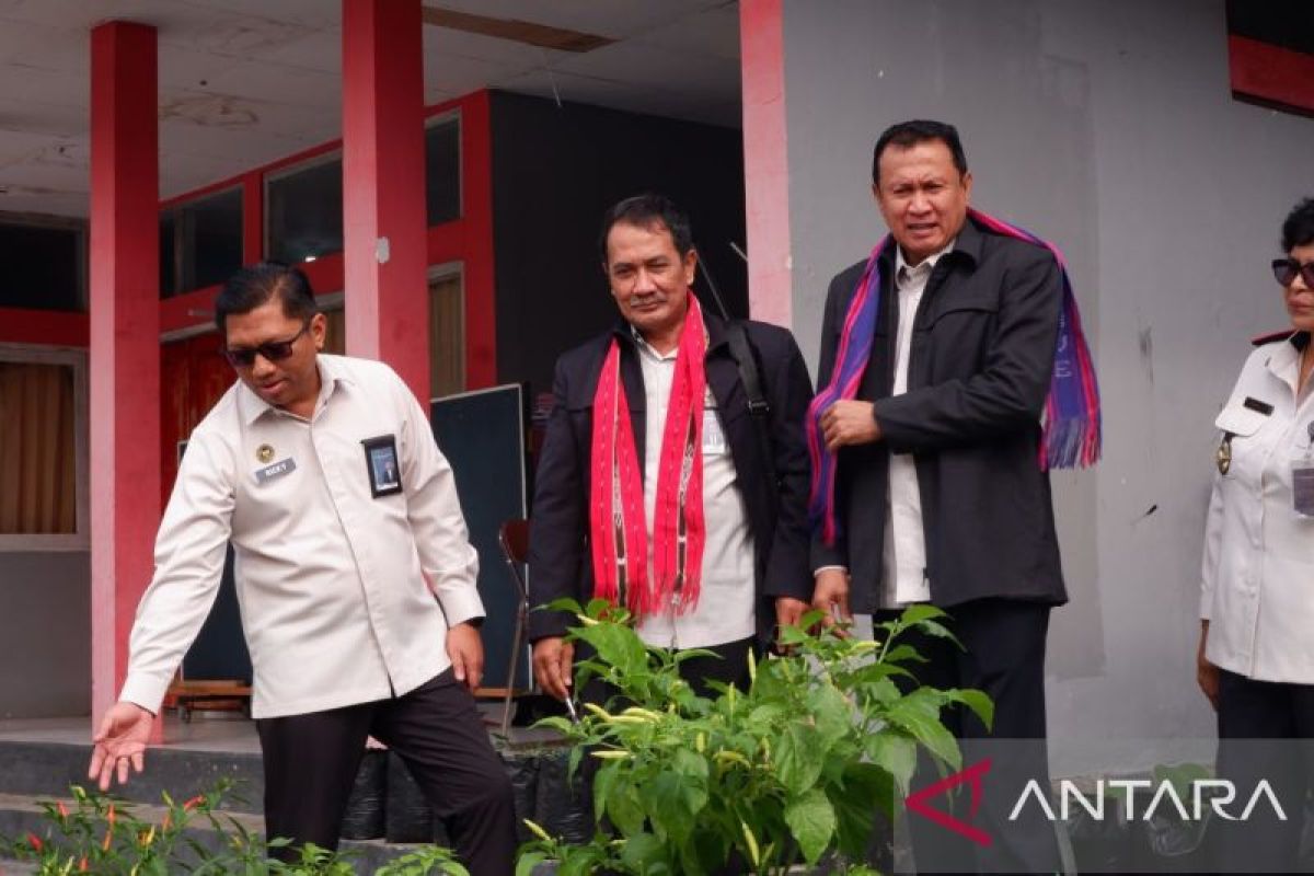 Kanwil Ditjenpas Maluku Latih 3 Bidang Keterampilan untuk Warga Binaan, dari Meubeler hingga Ketahanan Pangan
