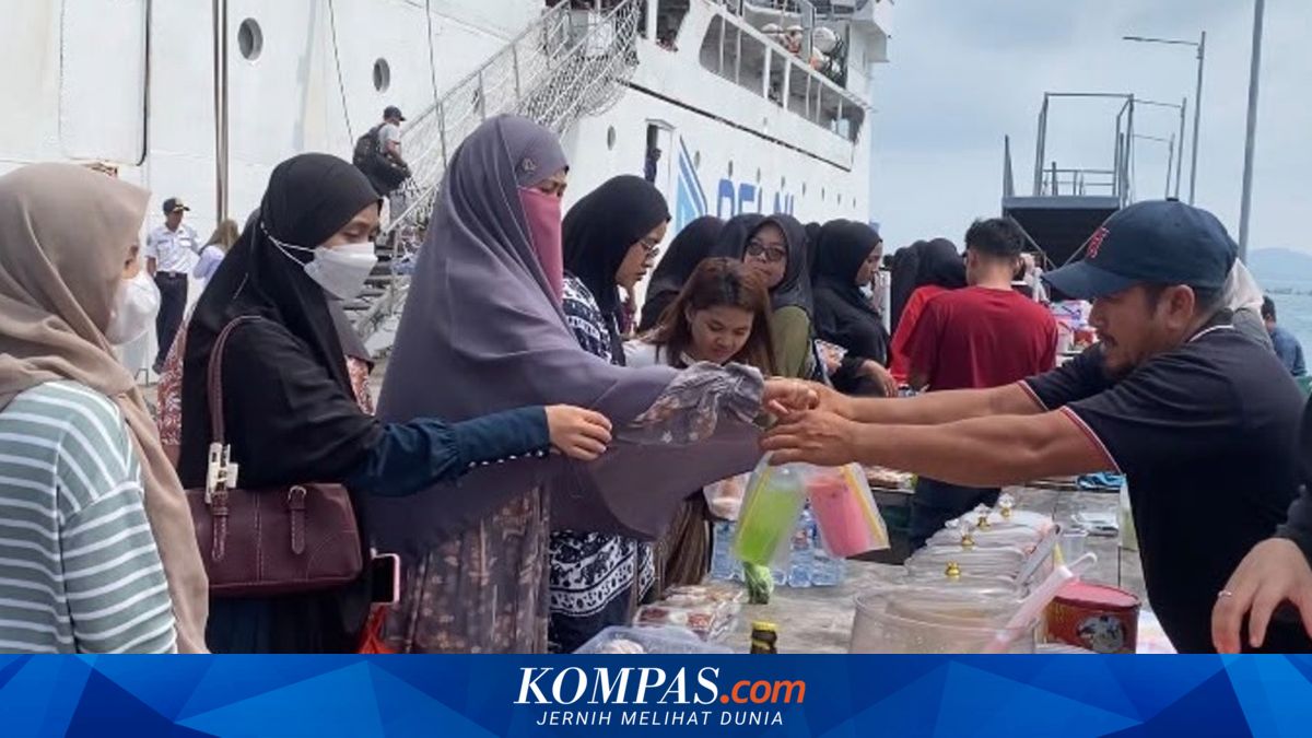Pasar Dadakan di Dermaga Serasan Natuna Hanya Ramai saat Kapal Bersandar, Omzet Pedagang Bisa Capai Rp 3 Juta Sekali Jualan