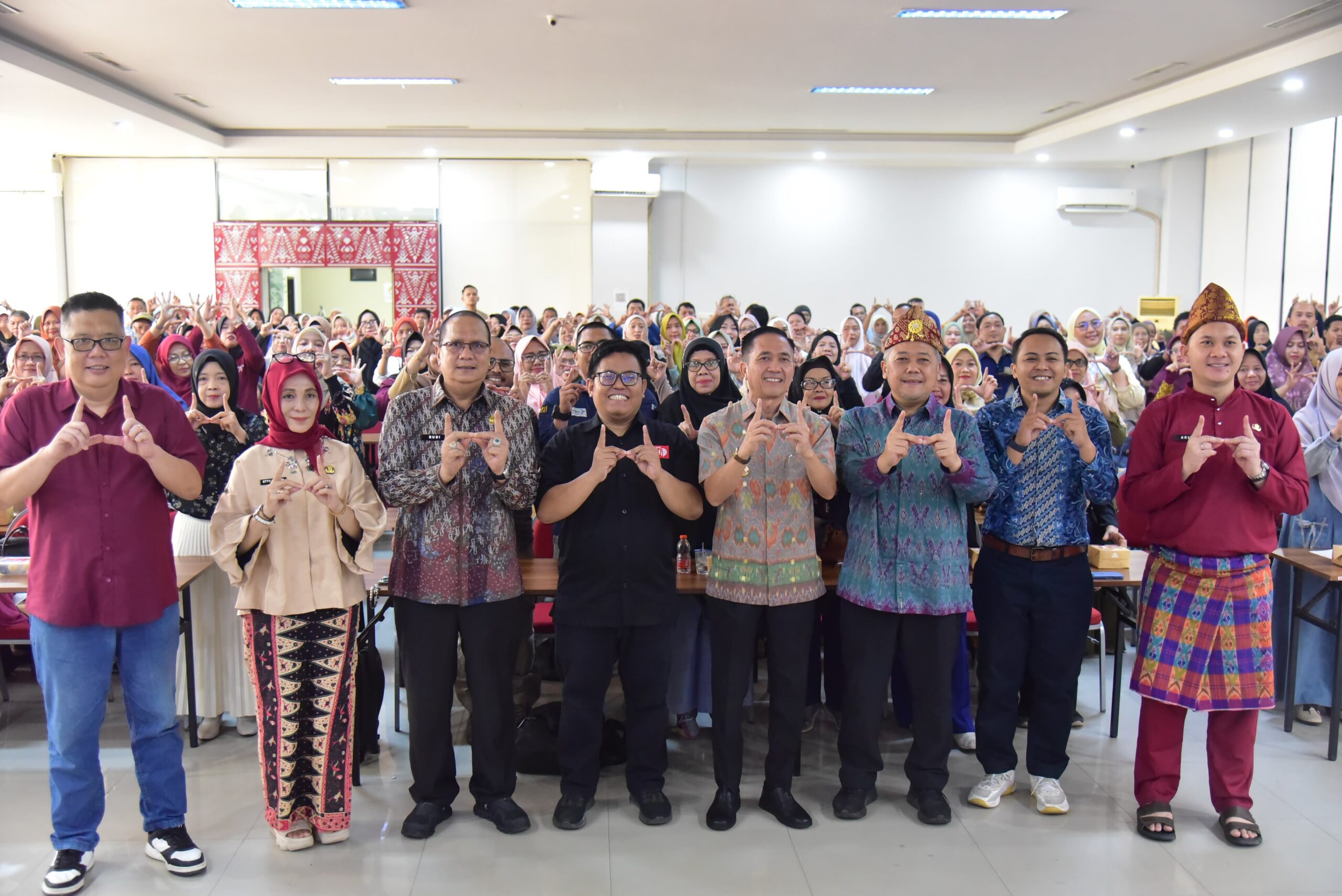 Wali Kota Palembang Ratu Dewa Buka Seminar UMKM, Targetkan Sektor Ini Jadi Tulang Punggung Ekonomi