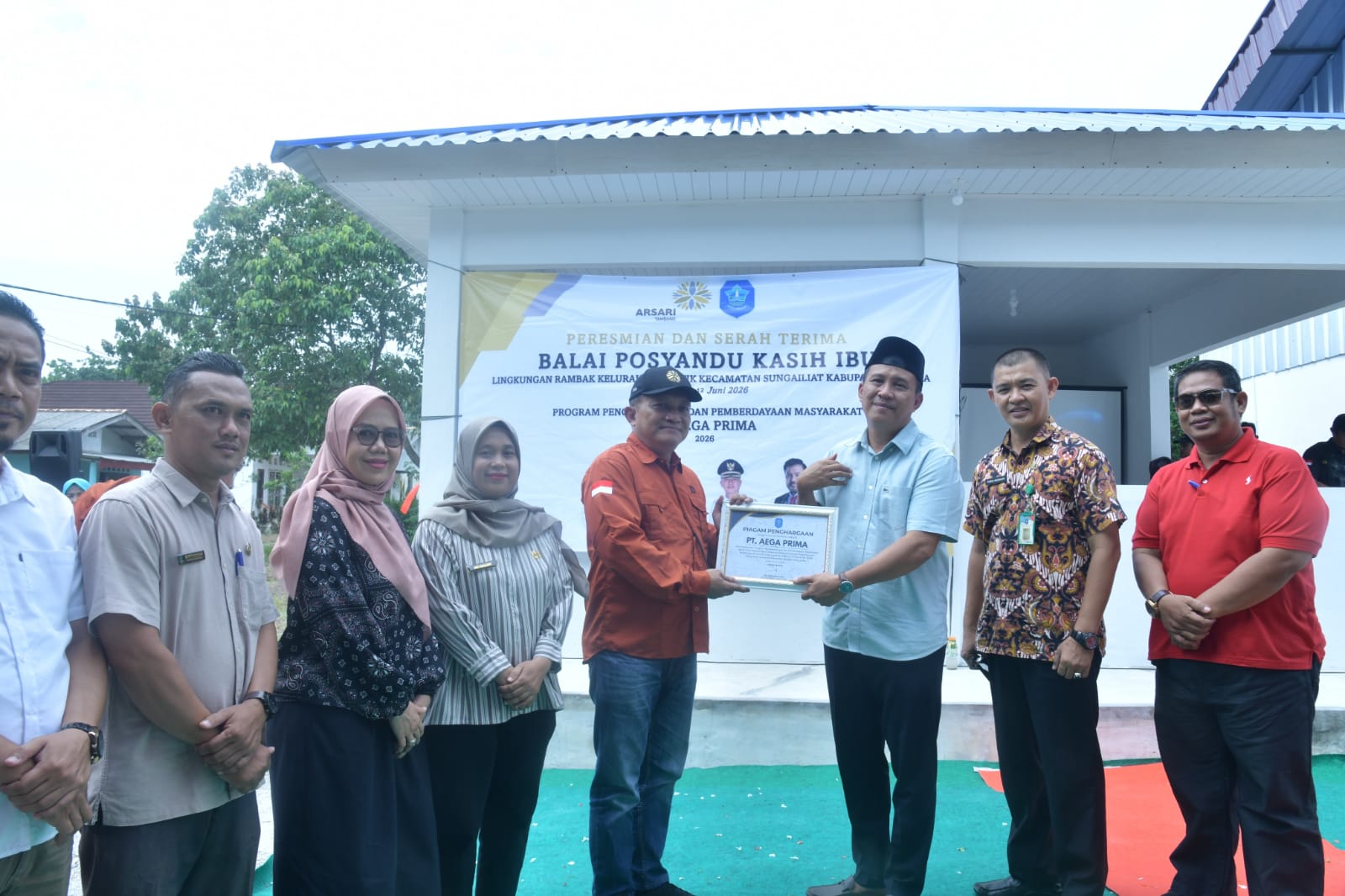 Bupati Bangka Resmikan Posyandu Kasih Ibu dan Serahkan Kunci RTLH di Sungailiat, Bukti Nyata Kolaborasi Pemkab dengan Arsari Tambang