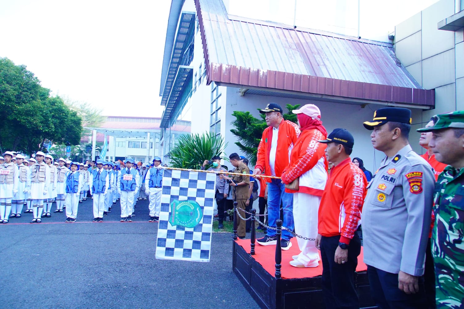 100 Regu Pelajar Muba Berlaga di Lomba Baris-Berbaris HUT ke-81 RI, Bupati Tekankan Jiwa Patriotisme