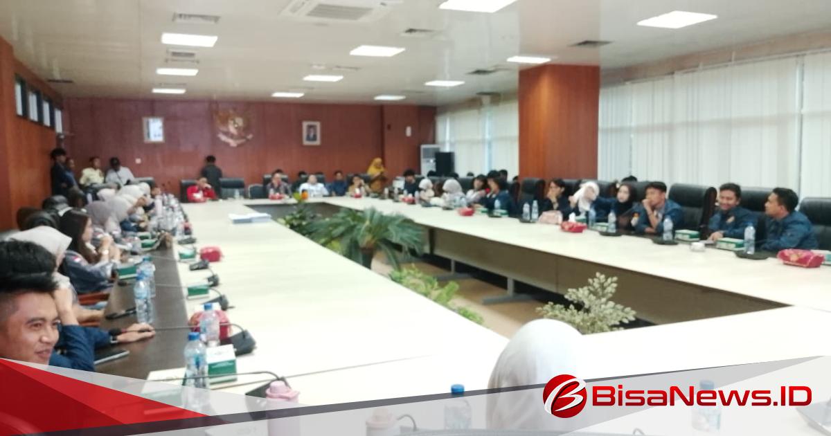 Ketua DPRD Medan Wong Chun Sen Buka Ruang Aspirasi Mahasiswa Undhar, Soroti Banjir Rob hingga Jalan Rusak