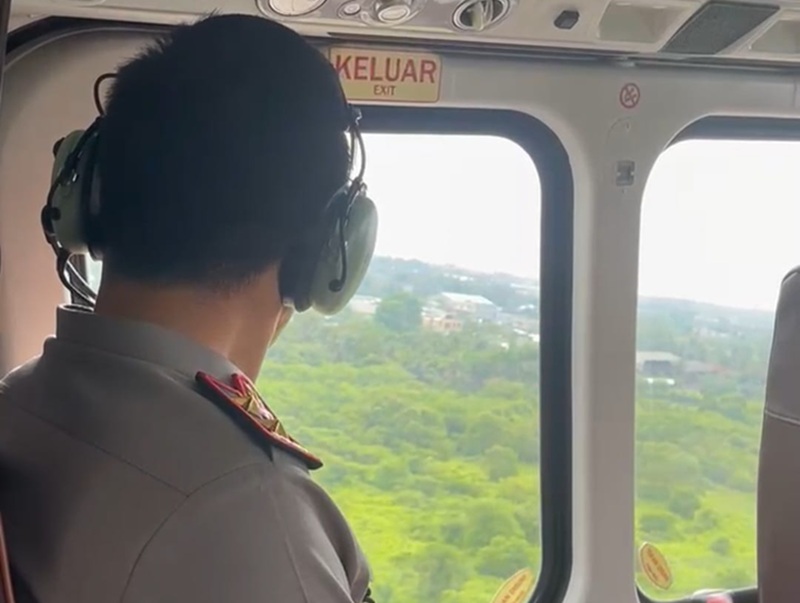 Kapolda Jambi Terbang Pantau Titik Rawan Karhutla dari Udara, 5 Wilayah Disisir Helikopter Polri